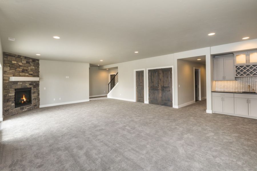 Move In Move Out Cleaning by Life Maid Easy LLC
